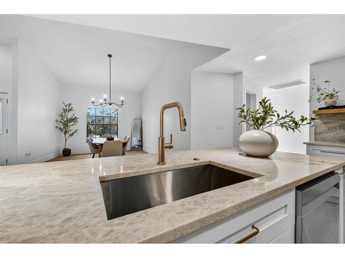 2704 Montague Court E Clearwater FL 33761 A4667104 image9