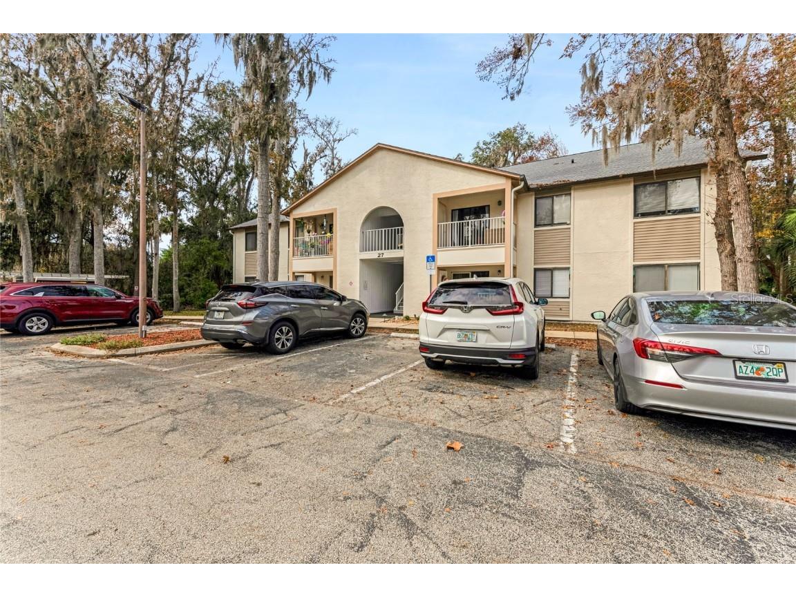 2704 Oak Trail Run #4 Port Orange FL 32127 V4941643 image1