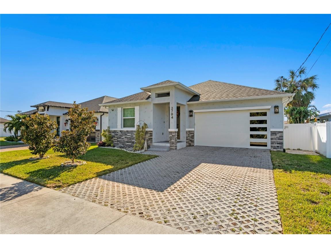 2704 W Douglas Street Tampa FL 33607 TB8327325 image1