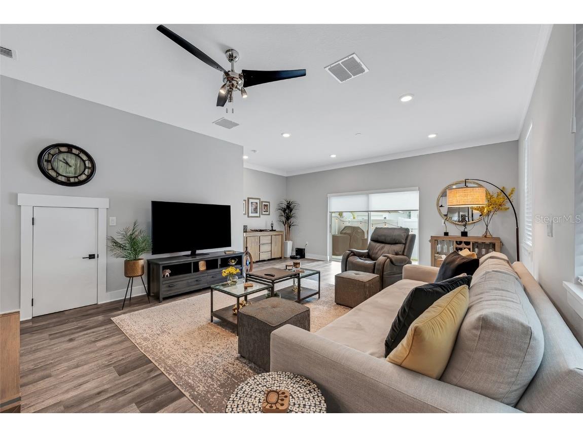 2704 W Gray Street #B Tampa FL 33609 TB8434085 image14