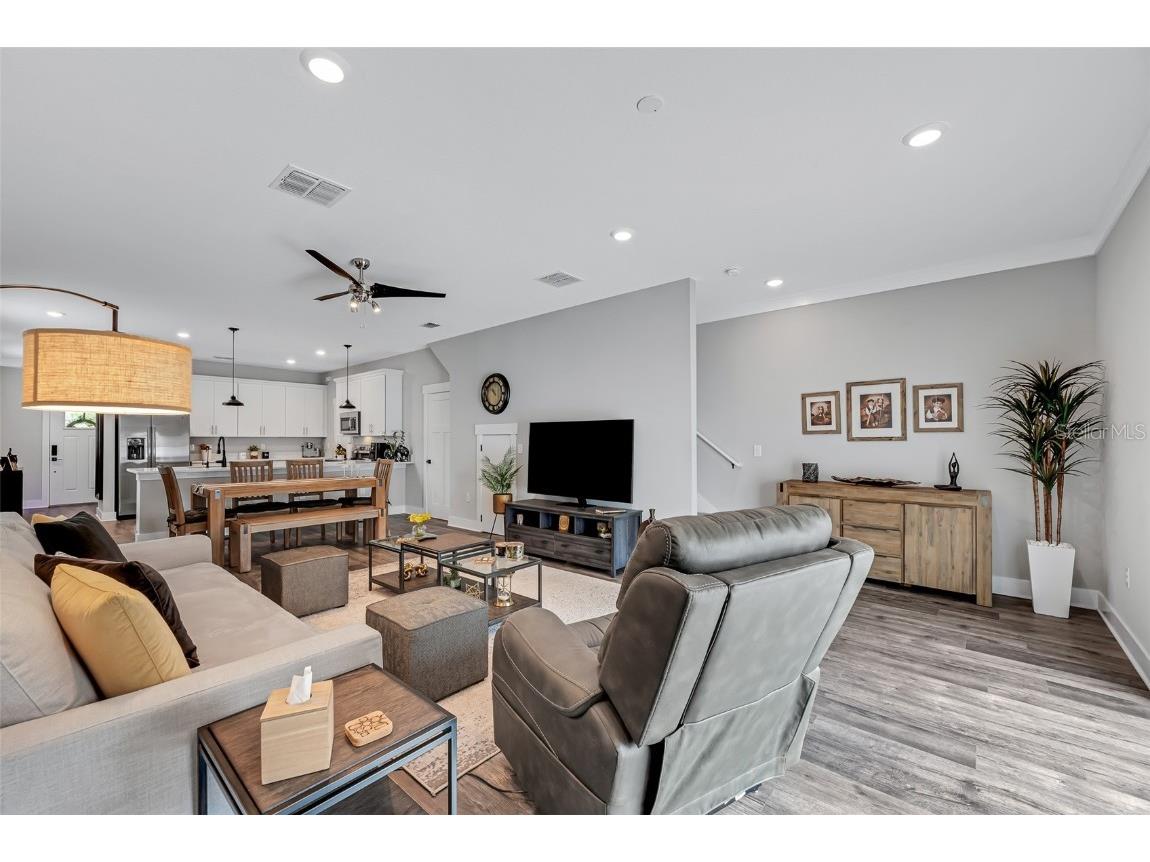 2704 W Gray Street #B Tampa FL 33609 TB8434085 image16