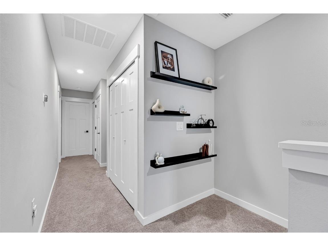 2704 W Gray Street #B Tampa FL 33609 TB8434085 image17