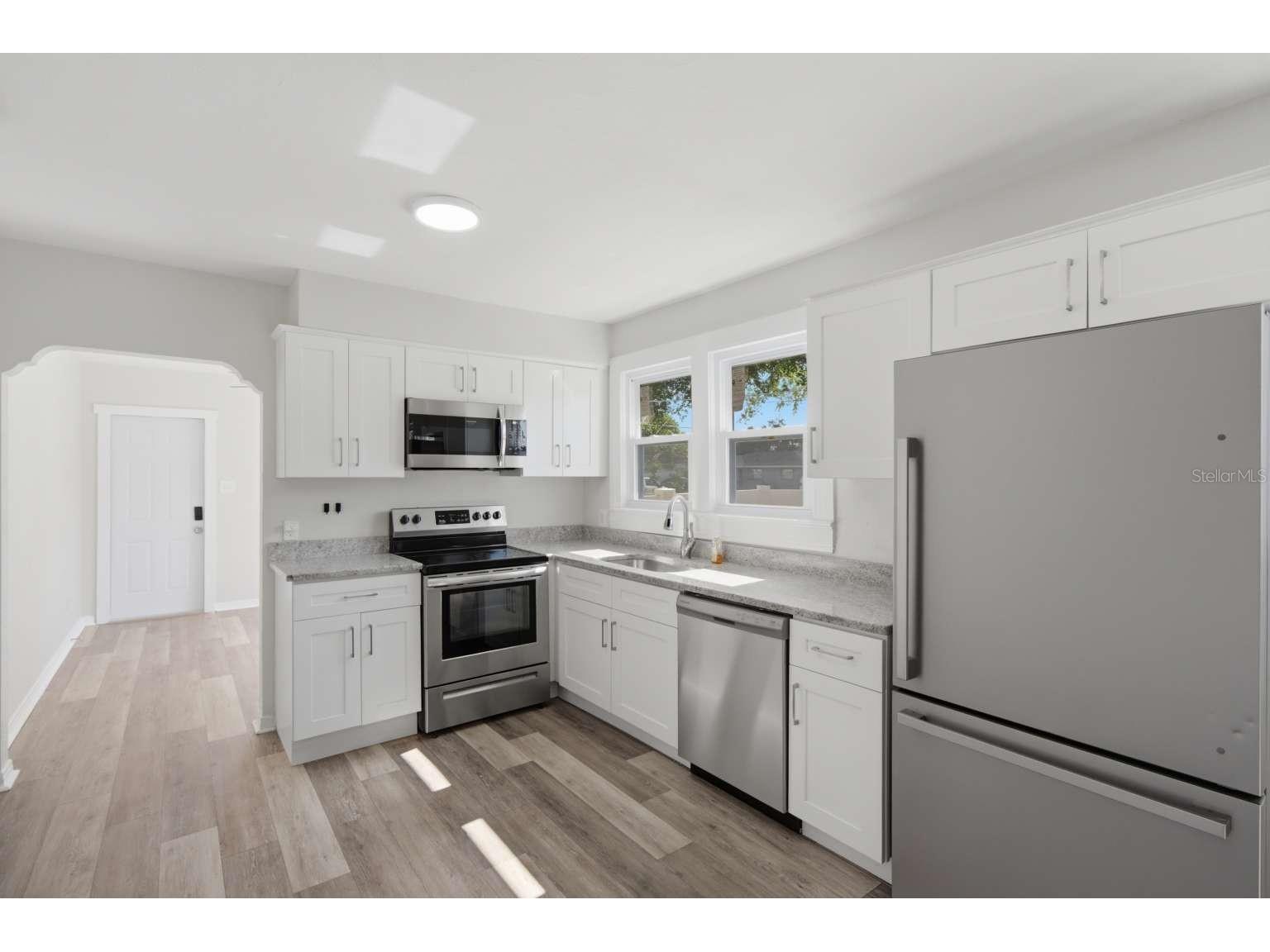 2704 W Leroy Street Tampa FL 33607 TB8528129 image11