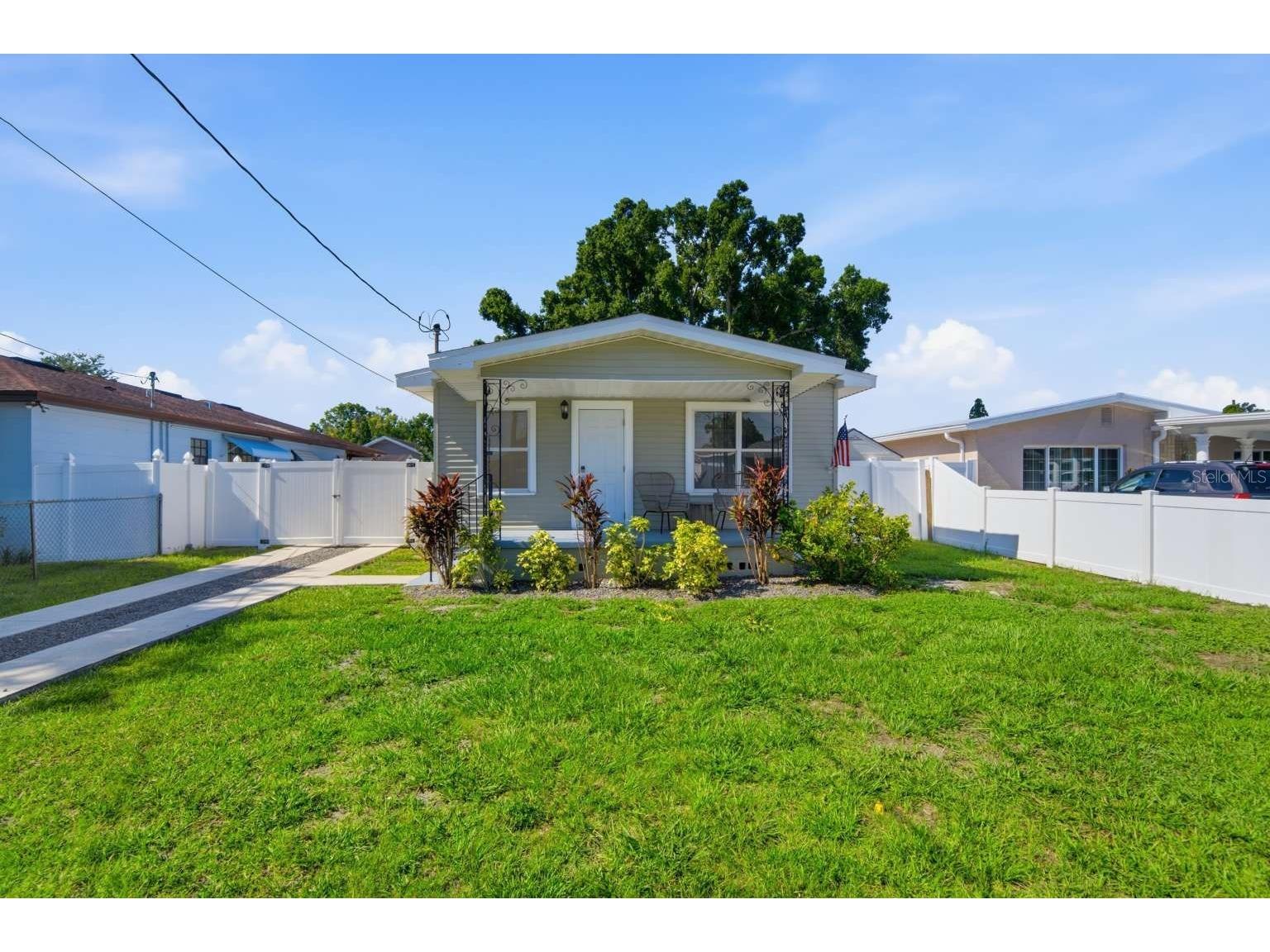 2704 W Leroy Street Tampa FL 33607 TB8528129 image2