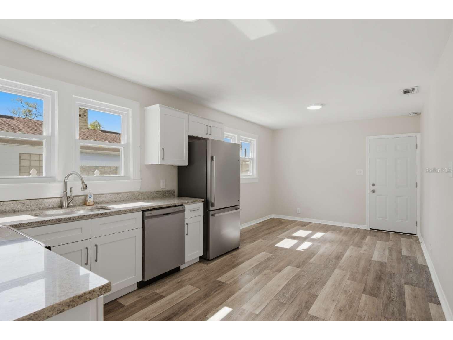 2704 W Leroy Street Tampa FL 33607 TB8528129 image9