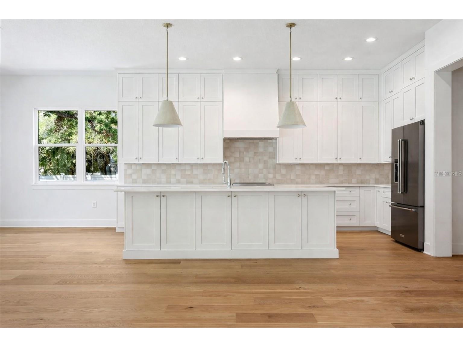 2704 W Tyson Avenue Tampa FL 33611 TB8480861 image8