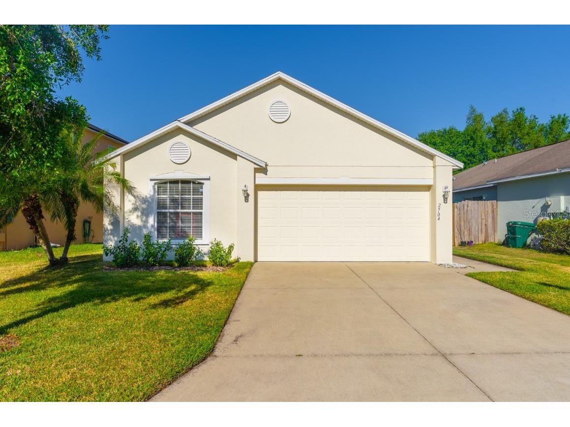 2704 Whispering Trails Drive Winter Haven FL 33884 P4924960 image1