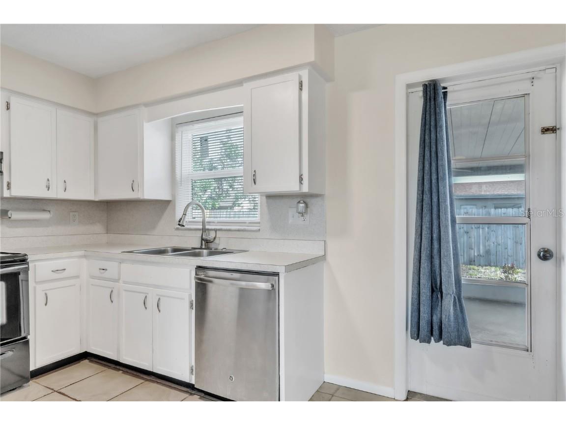 2705 20th Avenue Drive W Bradenton FL 34205 A4650313 image10