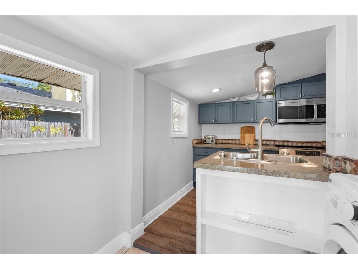 2705 2nd Avenue W Bradenton FL 34205 A4659408 image28