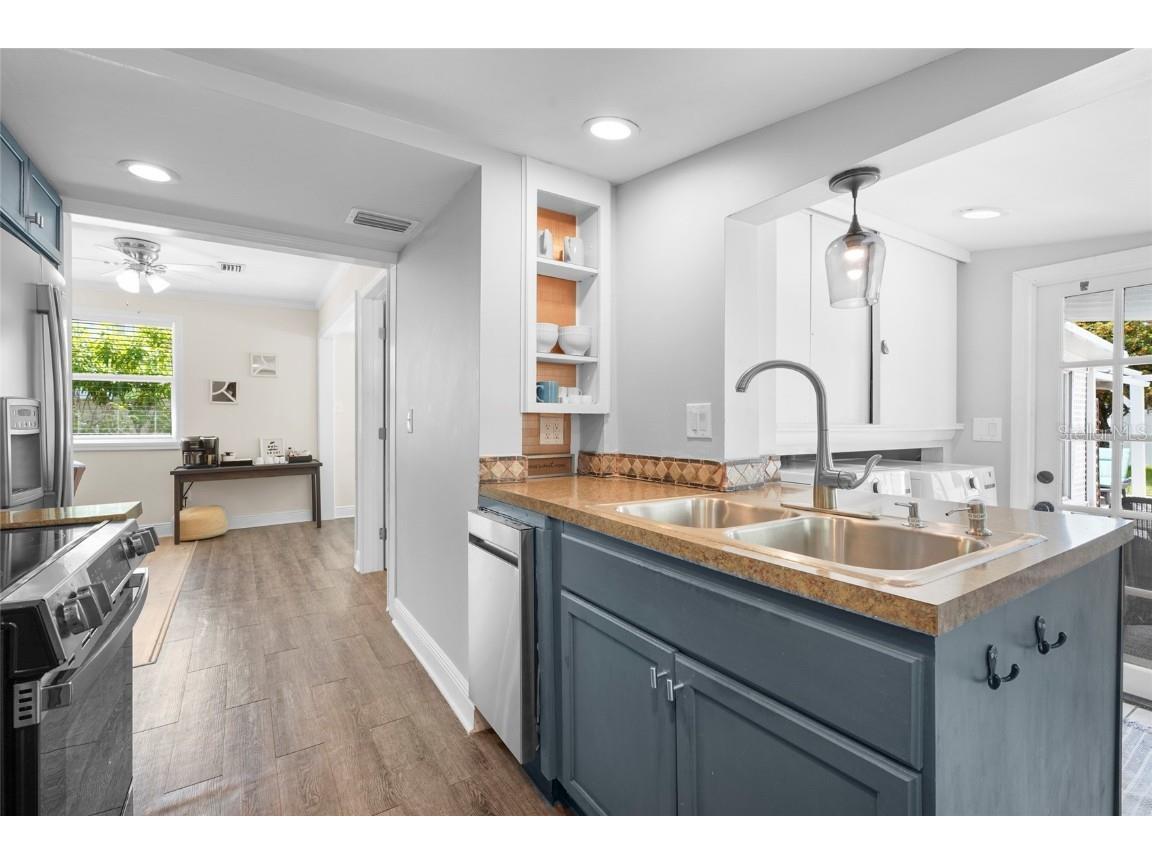 2705 2nd Avenue W Bradenton FL 34205 A4659408 image29