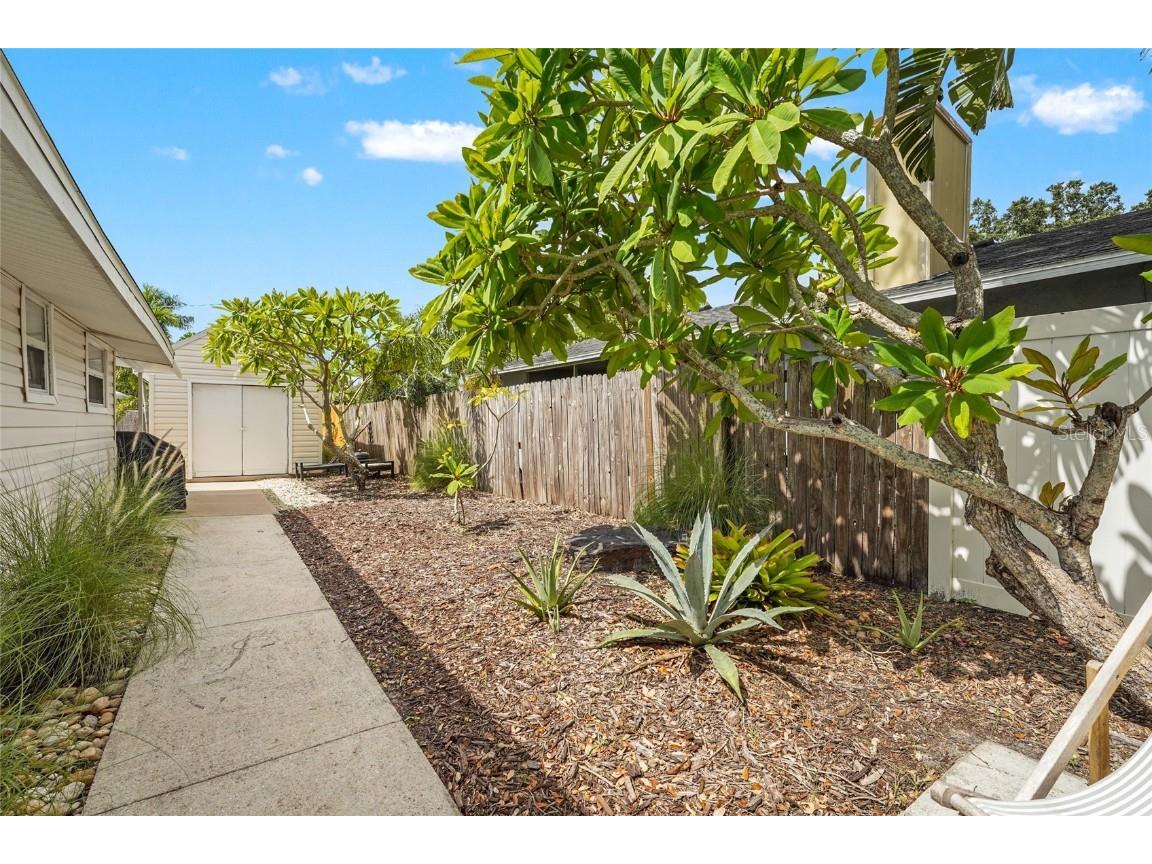 2705 2nd Avenue W Bradenton FL 34205 A4659408 image76