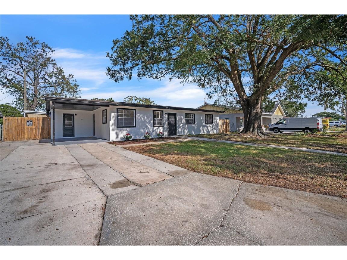 2705 Auburn Avenue W Tampa FL 33614 TB8327506 image1