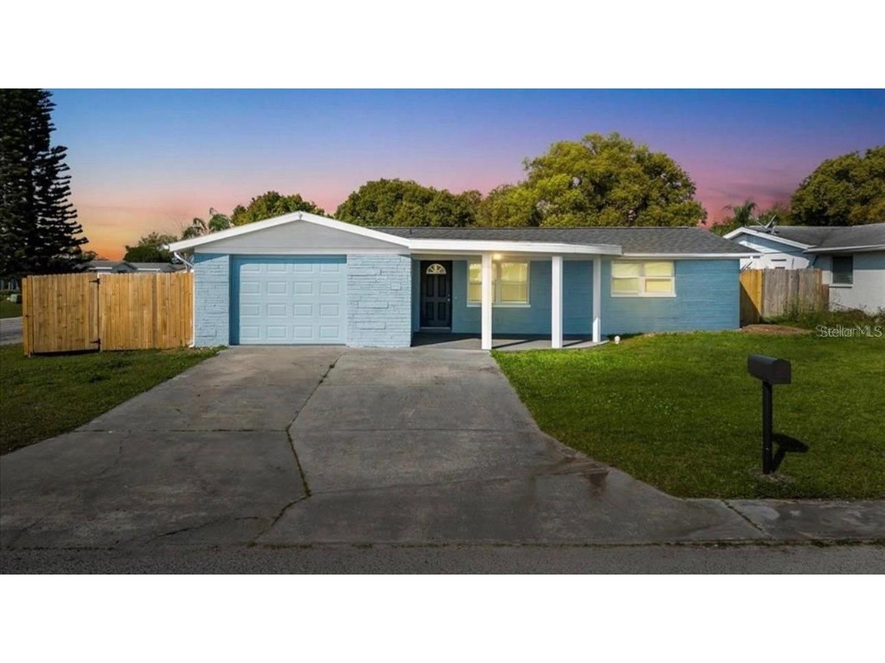 2705 Gardner Place Holiday FL 34691 TB8489233 image1