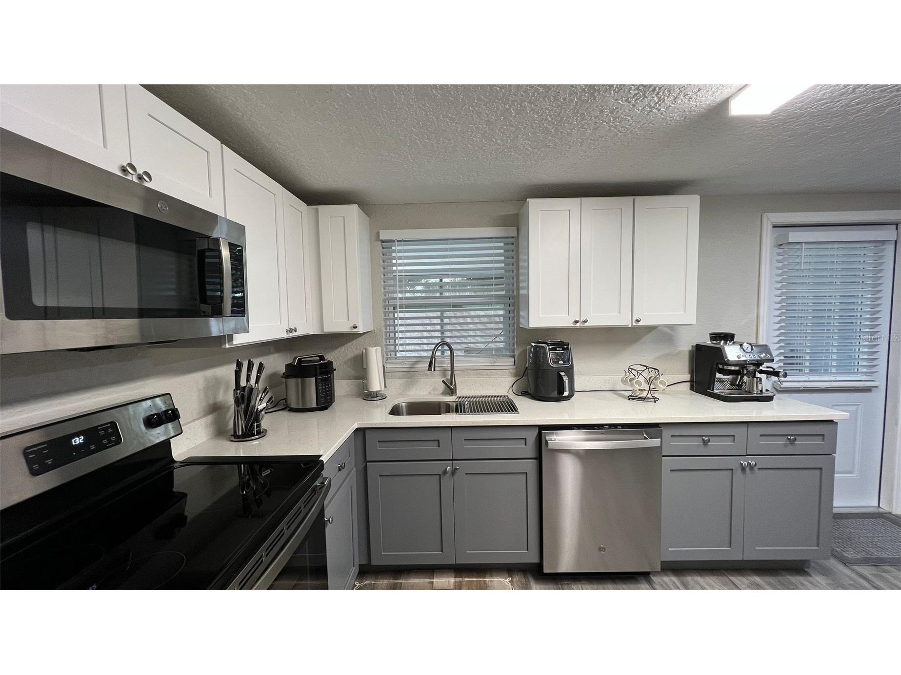 2705 Gardner Place Holiday FL 34691 TB8489233 image8