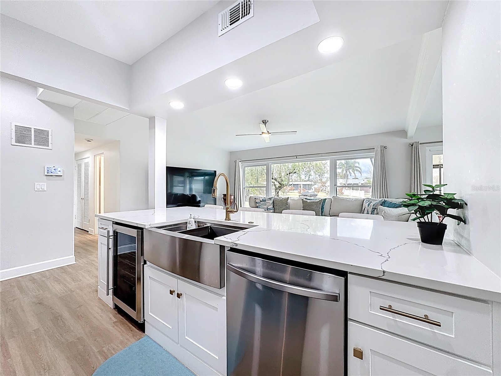 2705 Gulfstream Road Orlando FL 32805 - Clear Lake O6381972 image12