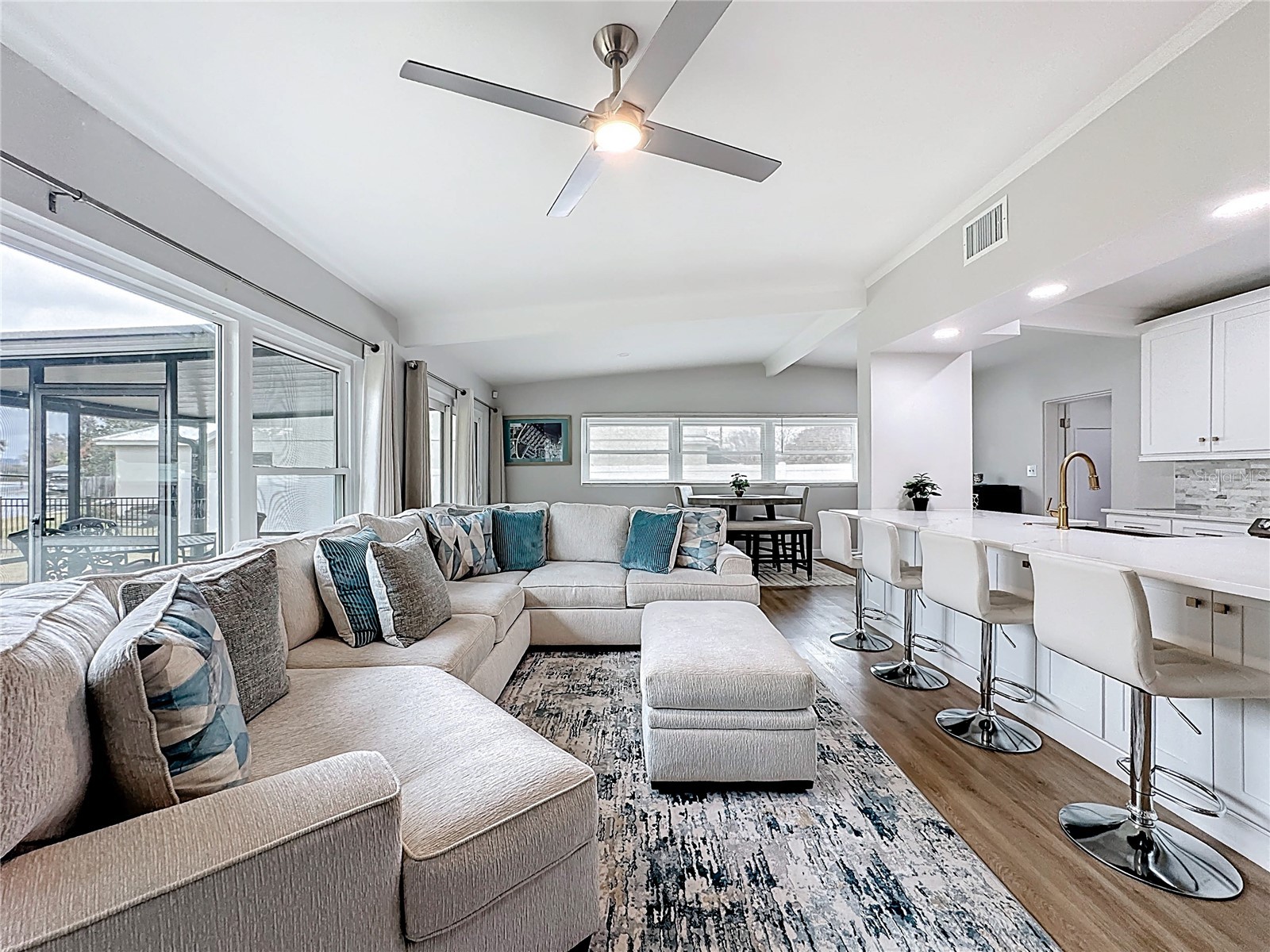 2705 Gulfstream Road Orlando FL 32805 - Clear Lake O6381972 image14