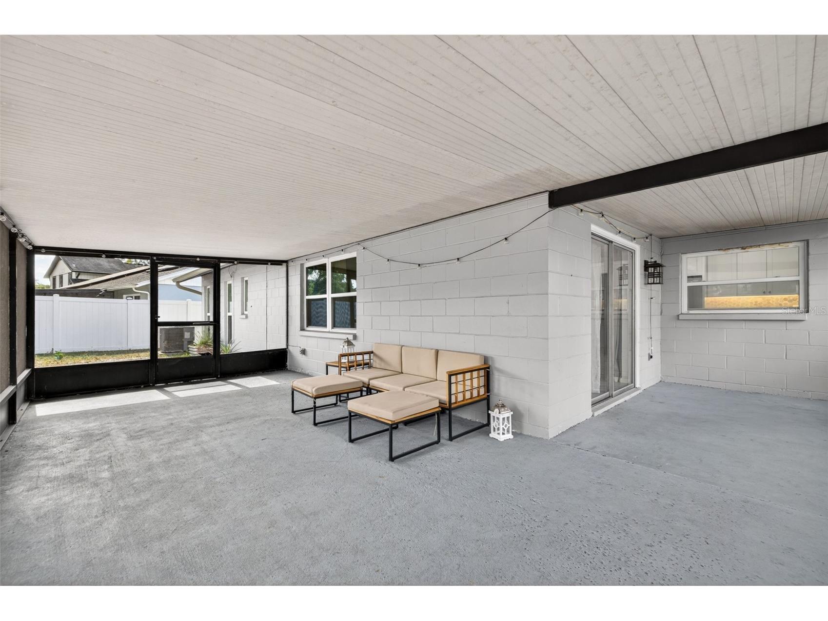 2705 Lakeville Drive Tampa FL 33618 TB8503932 image23