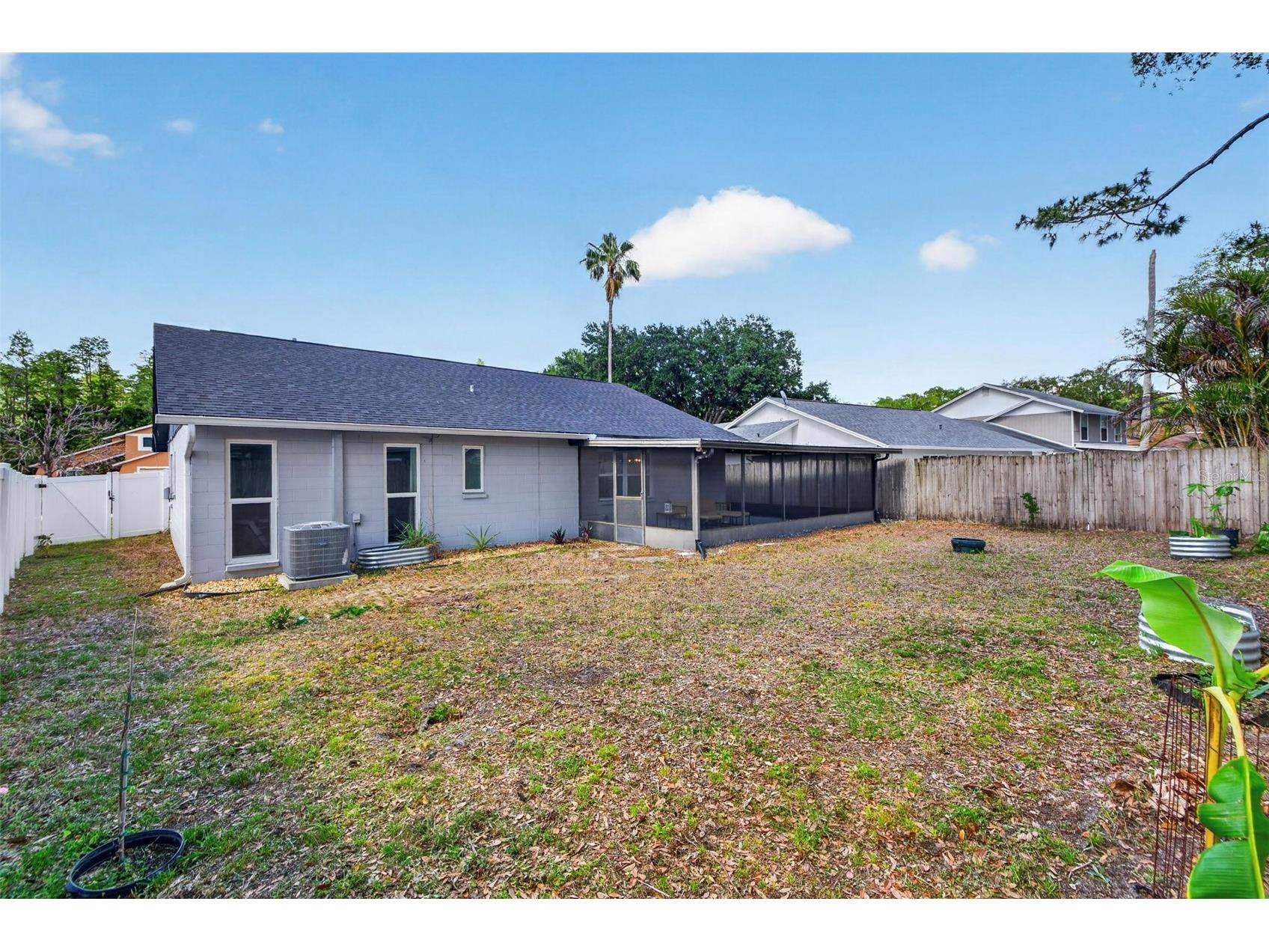 2705 Lakeville Drive Tampa FL 33618 TB8503932 image24