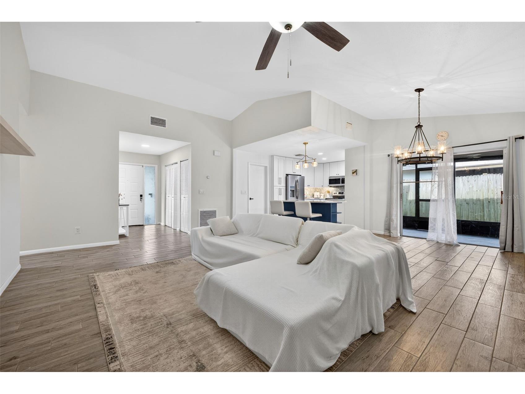 2705 Lakeville Drive Tampa FL 33618 TB8503932 image6