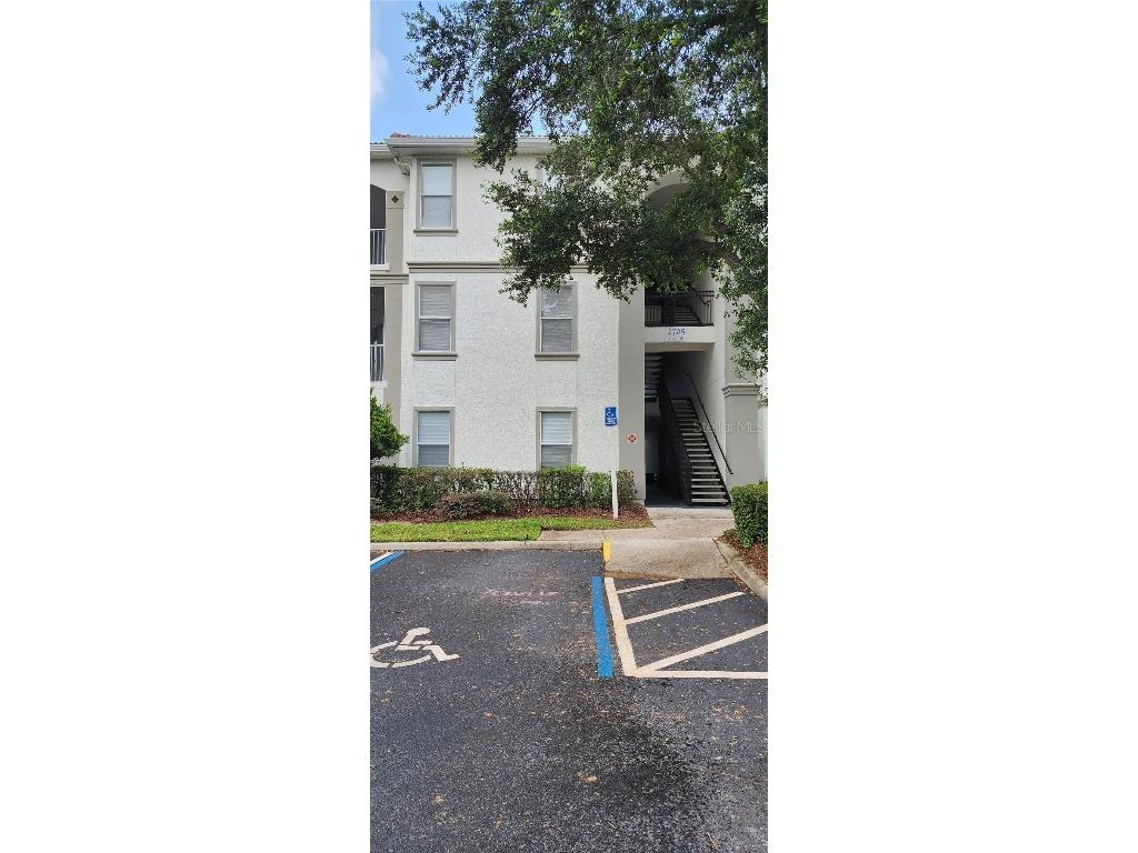 2705 Maitland Crossing Way #102 Orlando FL 32810 O6148873 image1