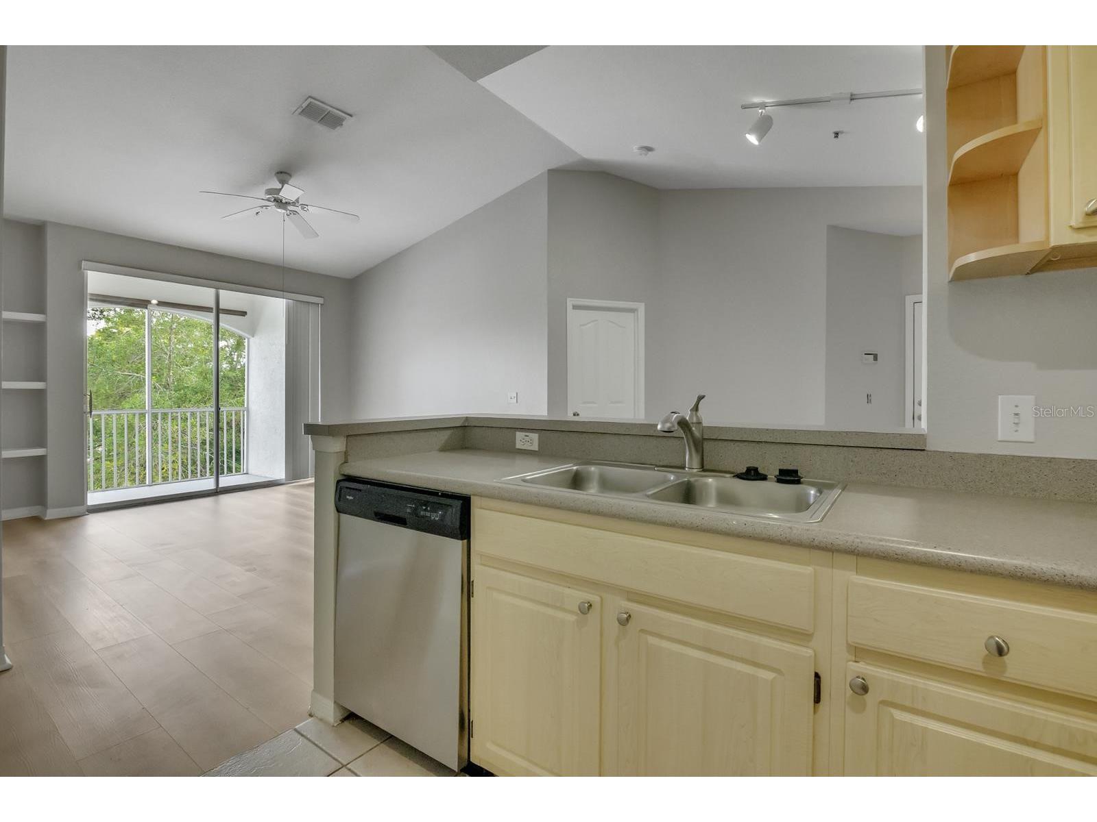 2705 Maitland Crossing Way #303 Orlando FL 32810 O6396591 image10