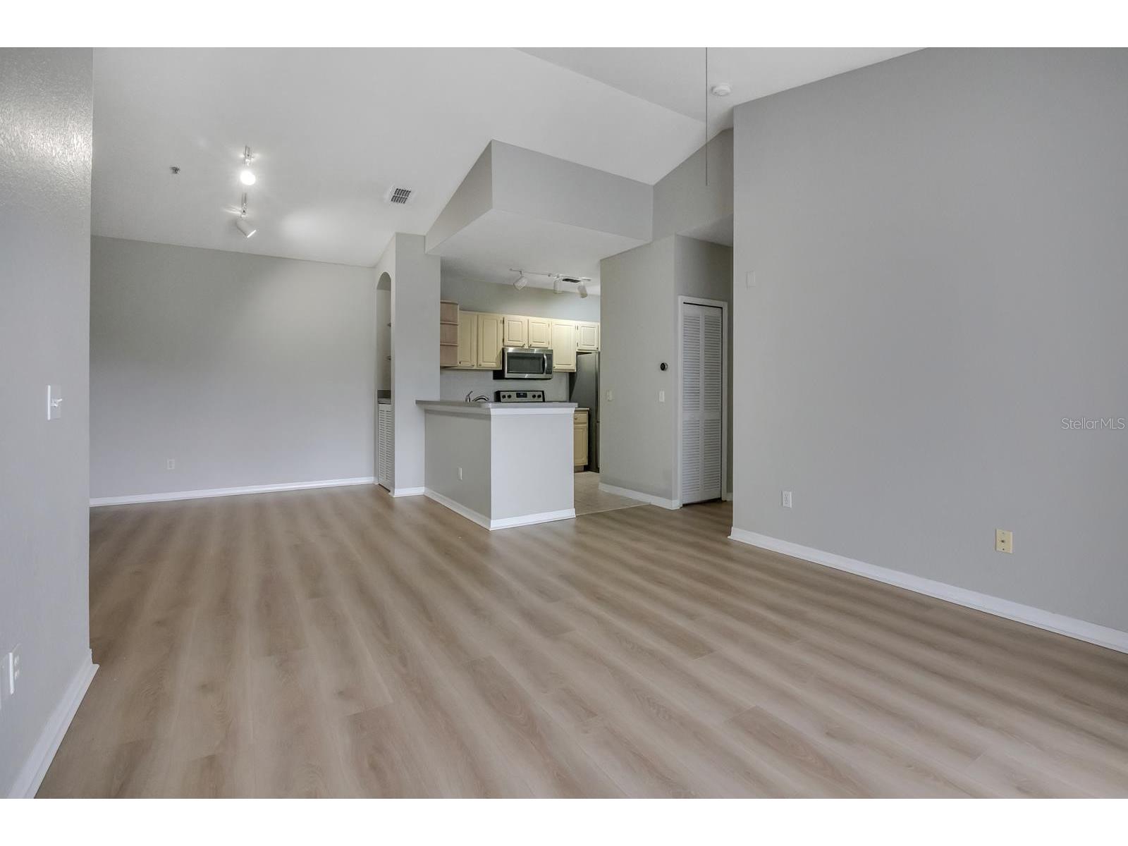 2705 Maitland Crossing Way #303 Orlando FL 32810 O6396591 image3