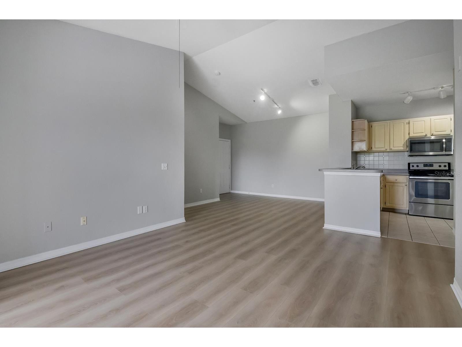 2705 Maitland Crossing Way #303 Orlando FL 32810 O6396591 image4