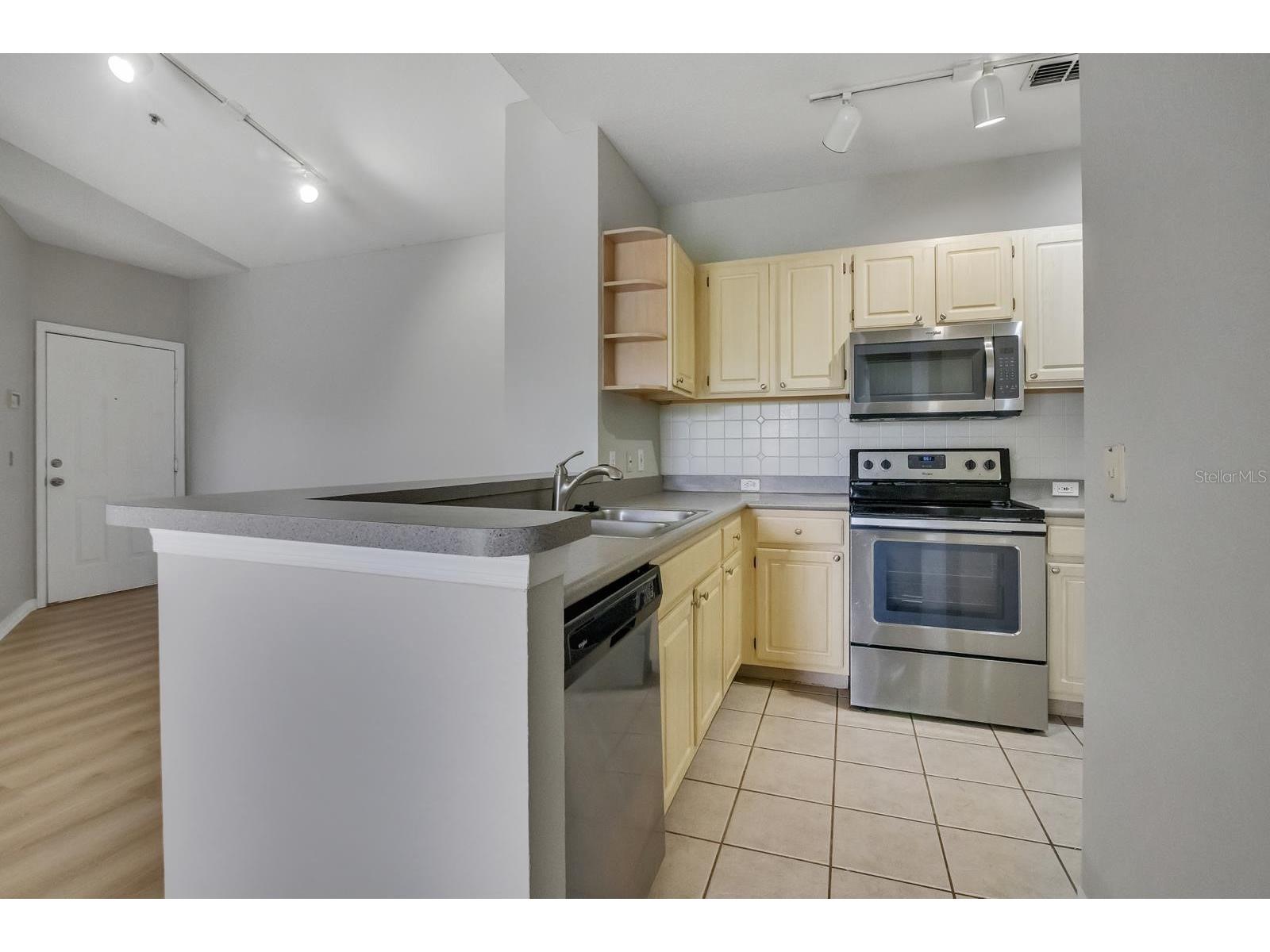 2705 Maitland Crossing Way #303 Orlando FL 32810 O6396591 image7