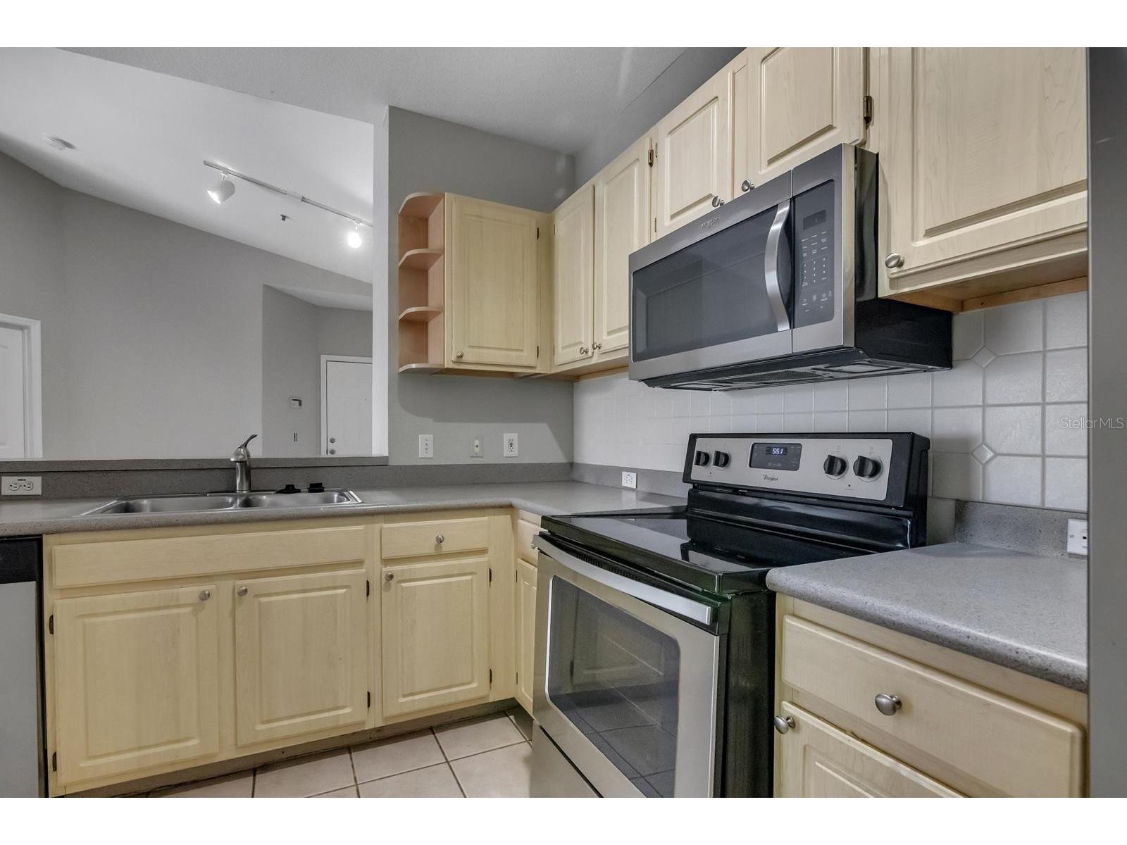2705 Maitland Crossing Way #303 Orlando FL 32810 O6396591 image8