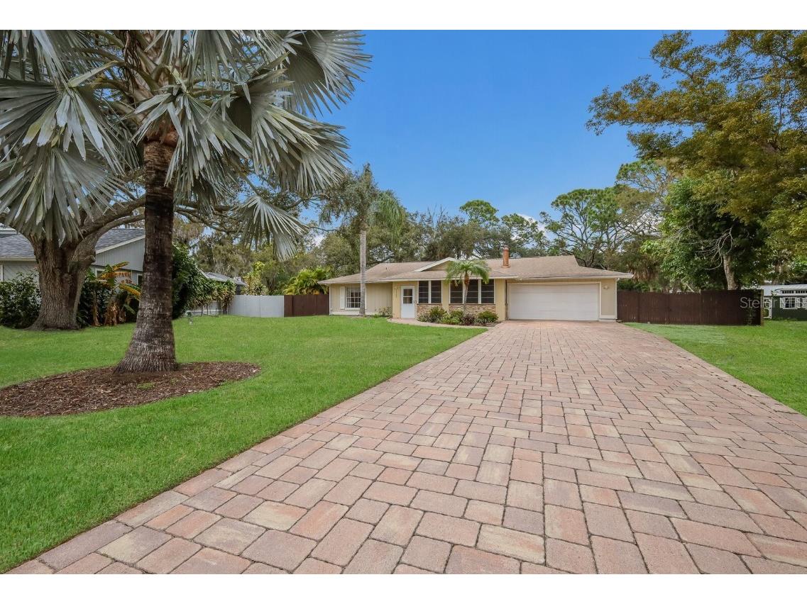 2705 Pursell Circle Sarasota FL 34232 A4597285 image1