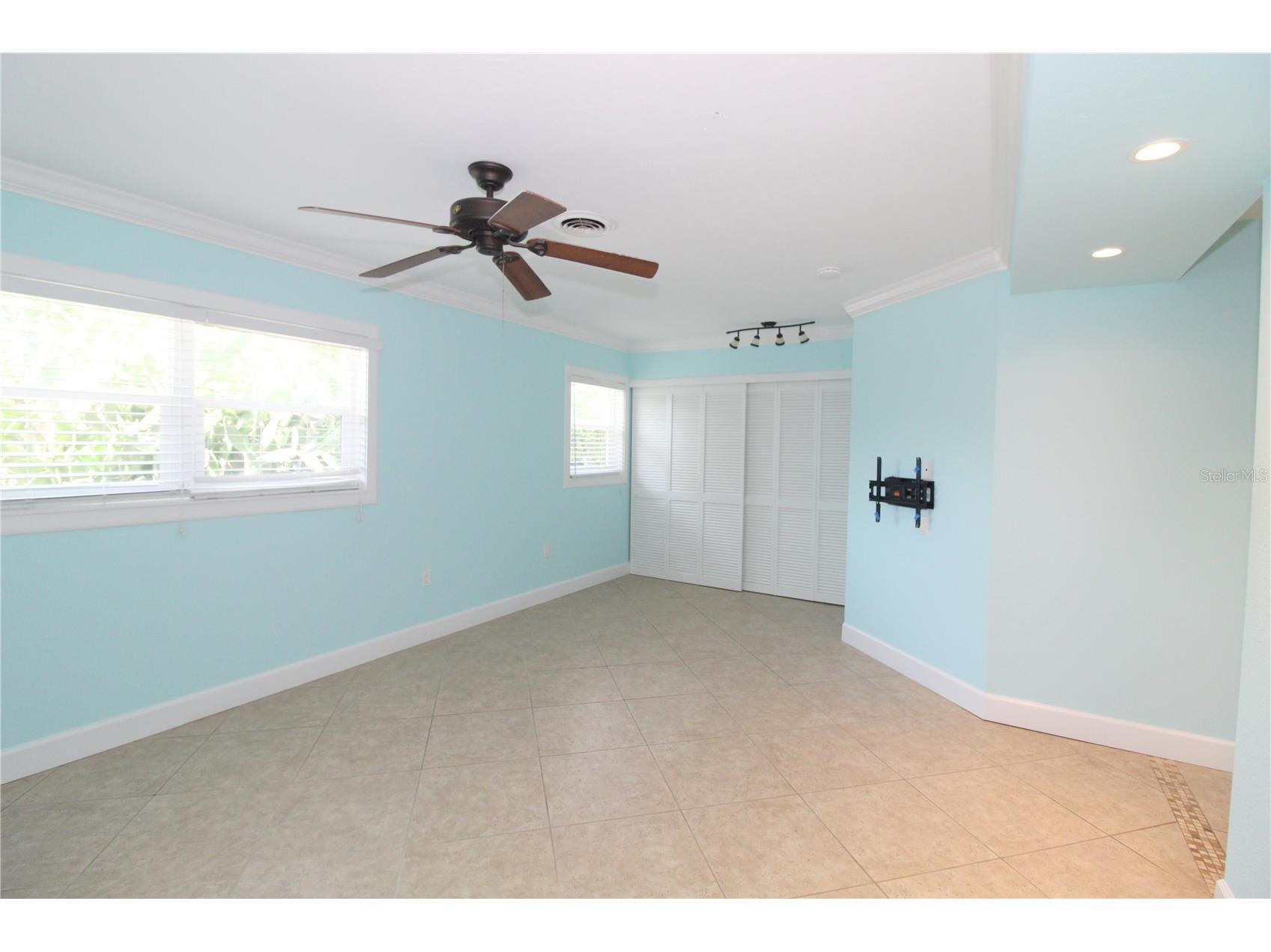 2705 S Brink Avenue Sarasota FL 34239 - PHILLIPPI CREEK A4687801 image12