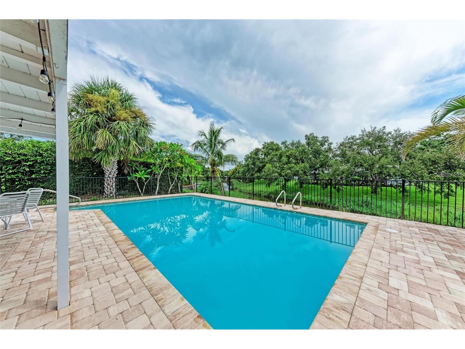 2705 S Brink Avenue Sarasota FL 34239 - PHILLIPPI CREEK A4687801 image24