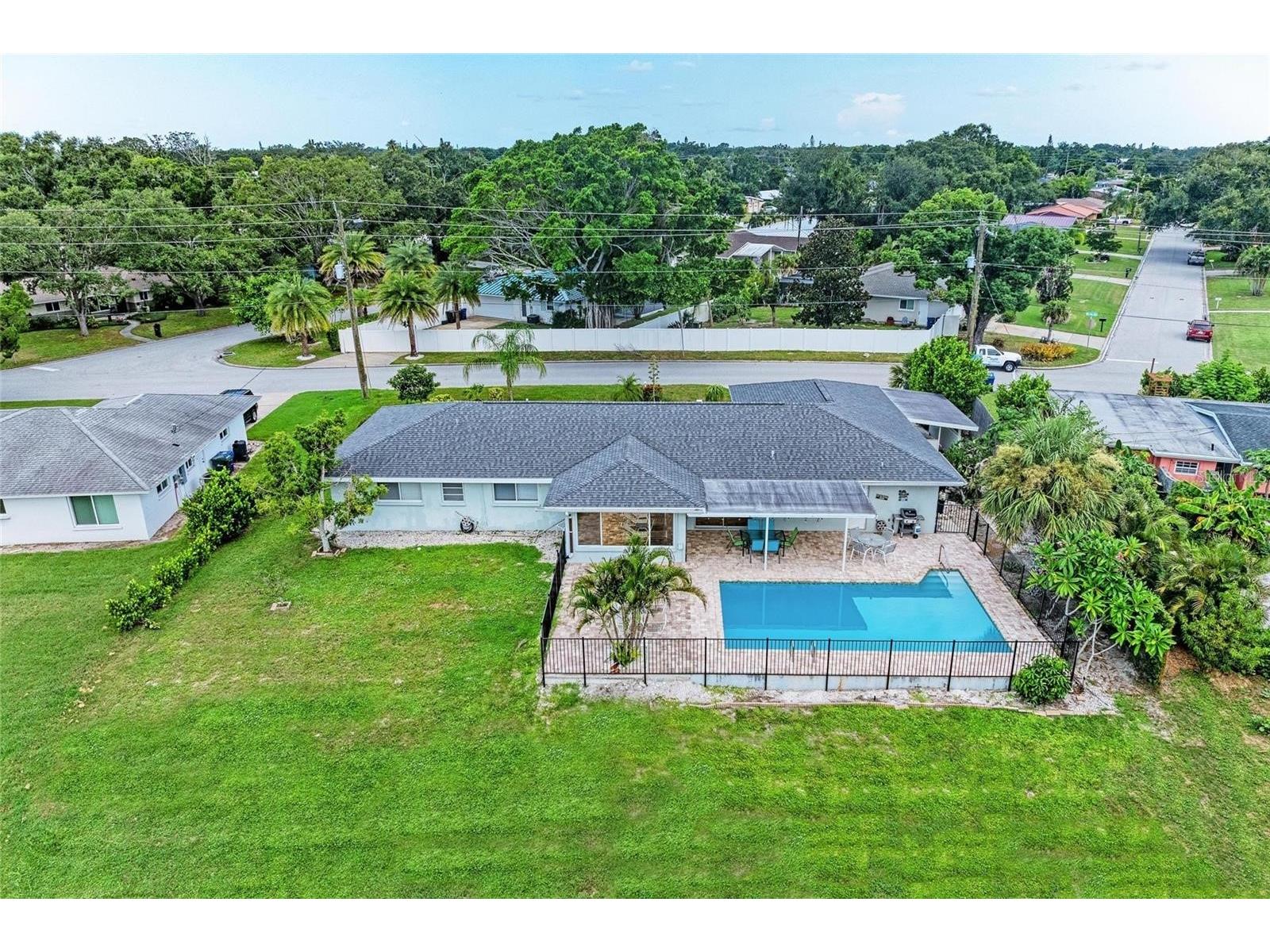 2705 S Brink Avenue Sarasota FL 34239 - PHILLIPPI CREEK A4687801 image27