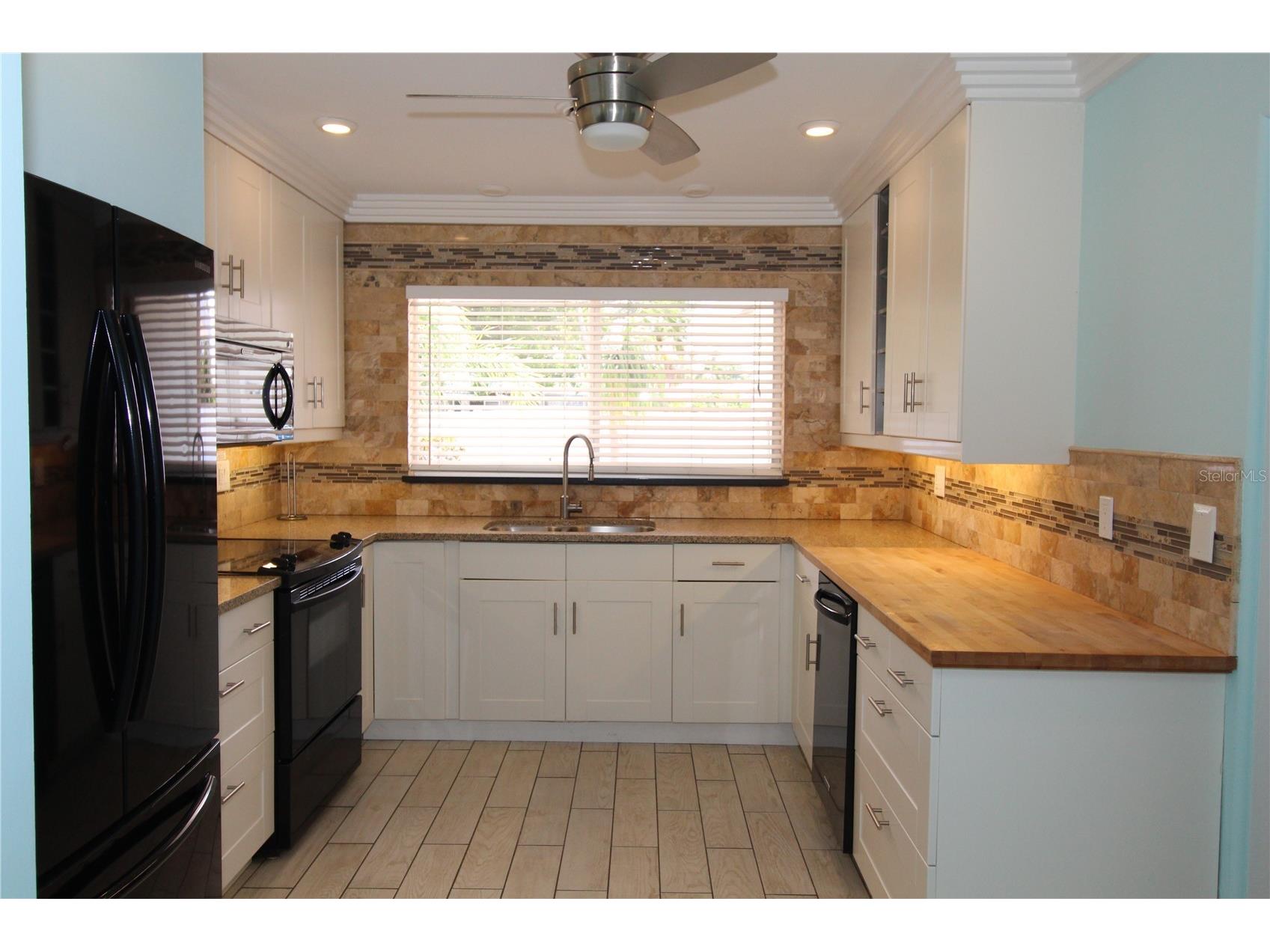 2705 S Brink Avenue Sarasota FL 34239 - PHILLIPPI CREEK A4687801 image9