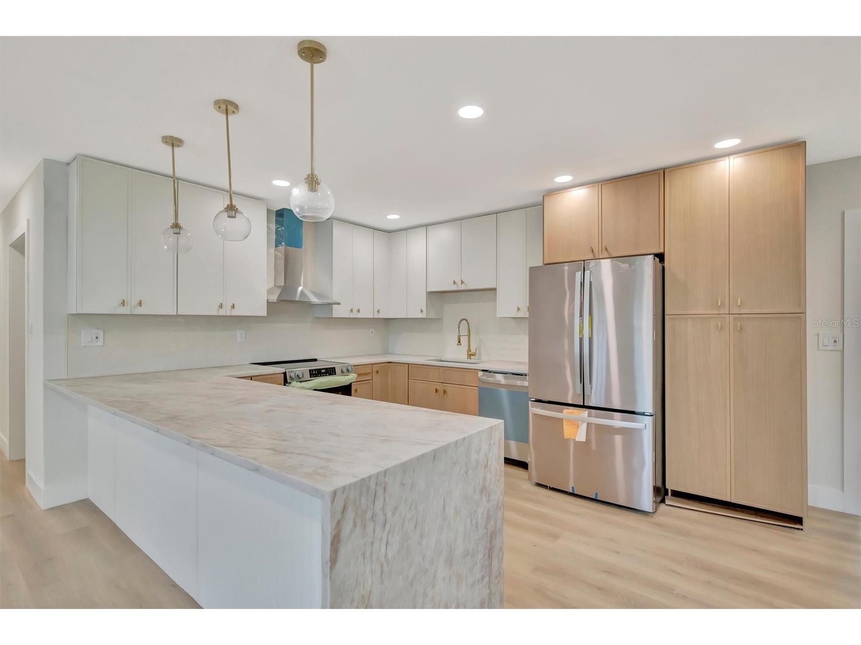 2705 Sunnyside Street Sarasota FL 34239 A4695026 image12