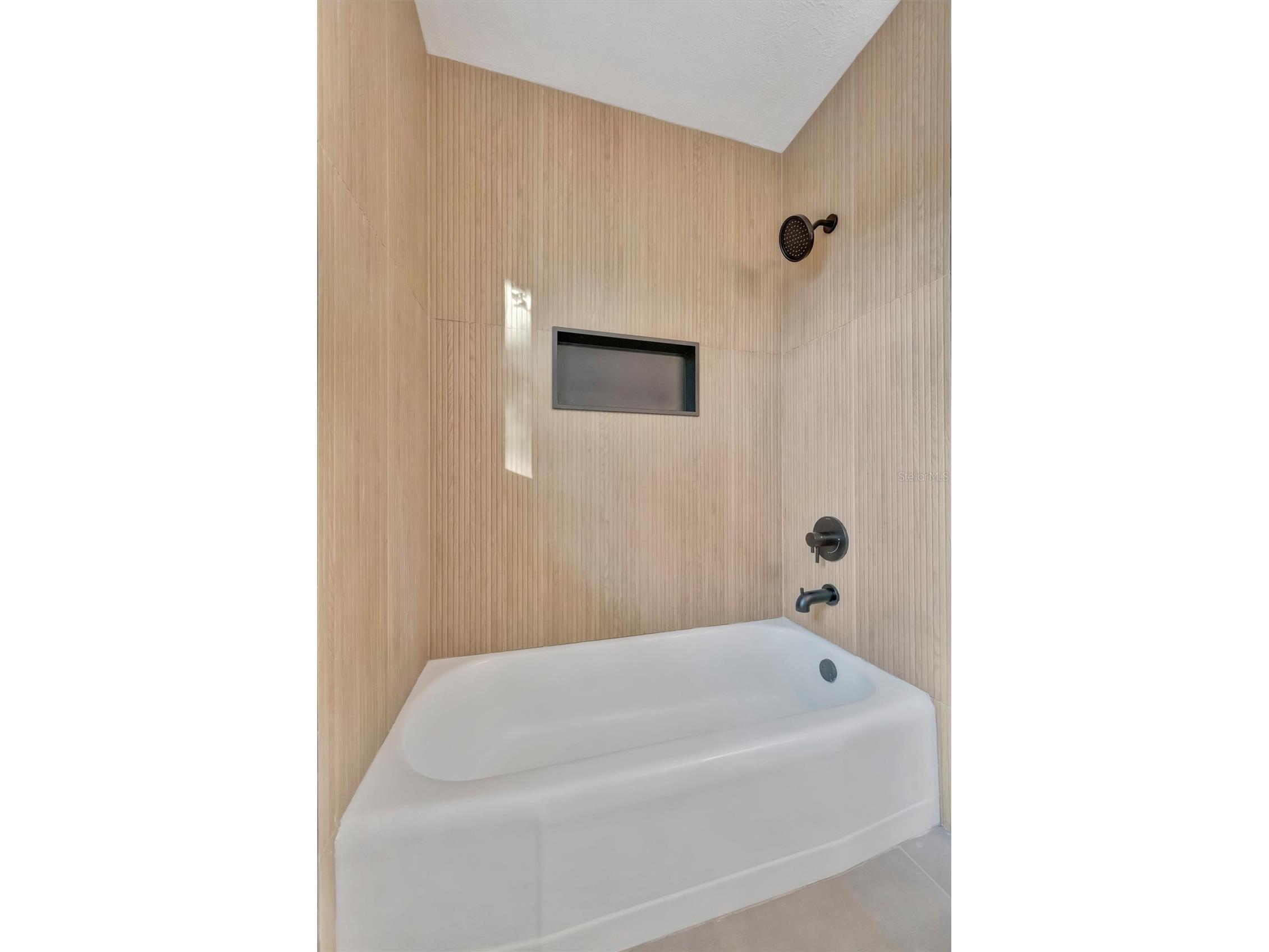 2705 Sunnyside Street Sarasota FL 34239 A4695026 image15