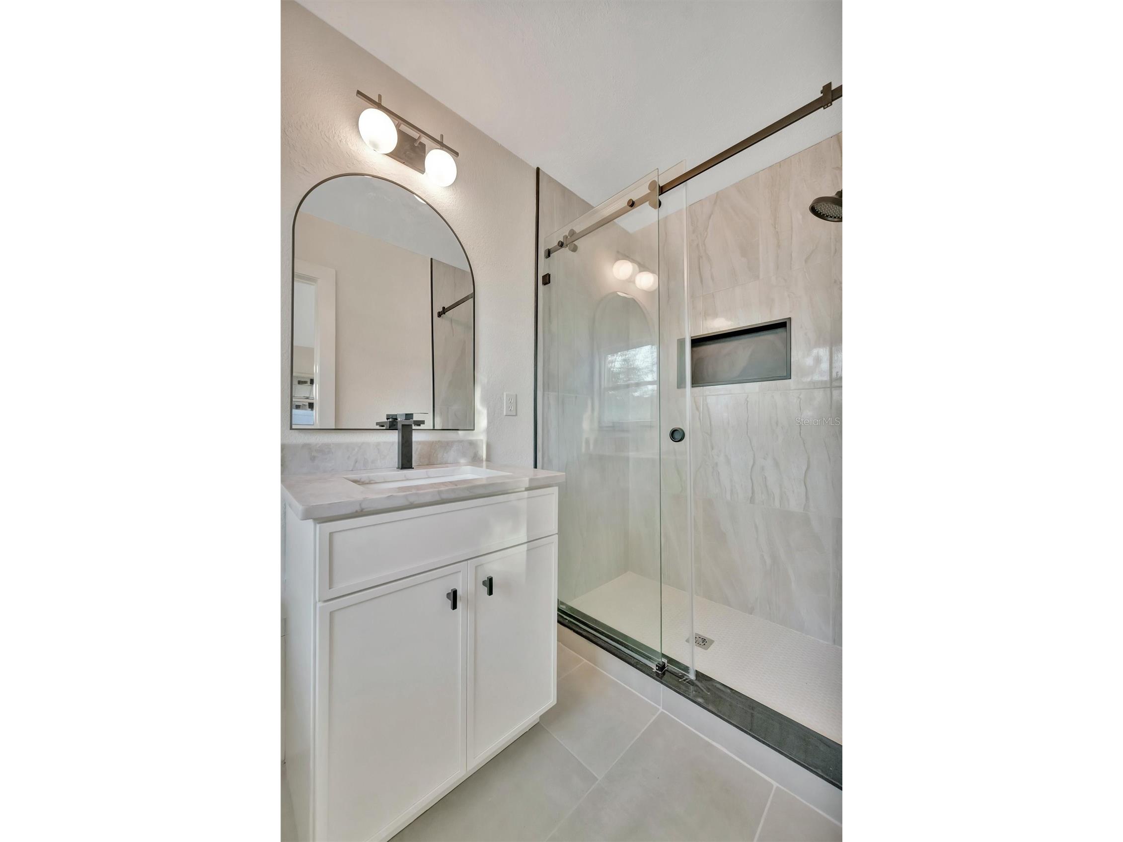 2705 Sunnyside Street Sarasota FL 34239 A4695026 image18