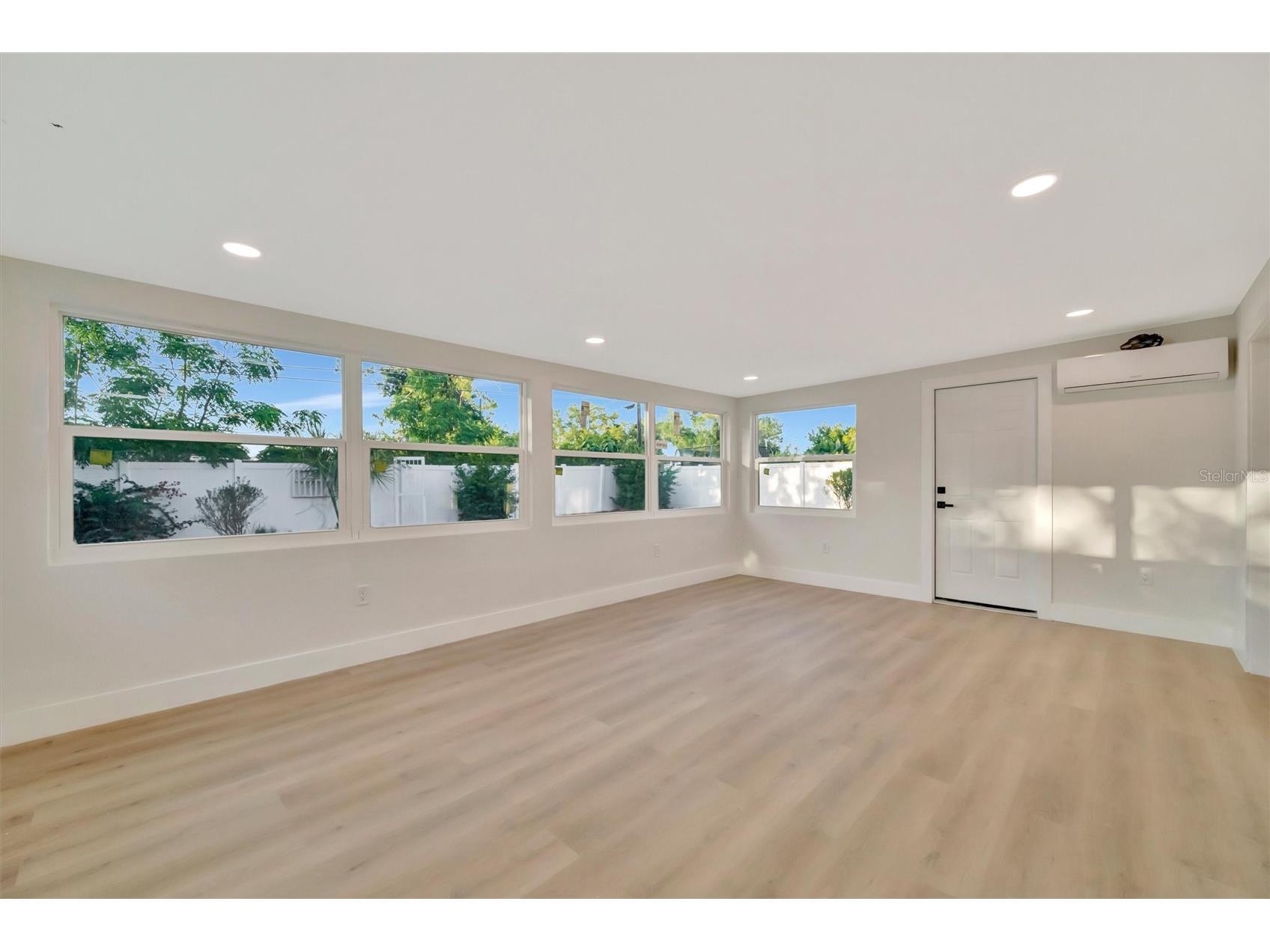 2705 Sunnyside Street Sarasota FL 34239 A4695026 image25