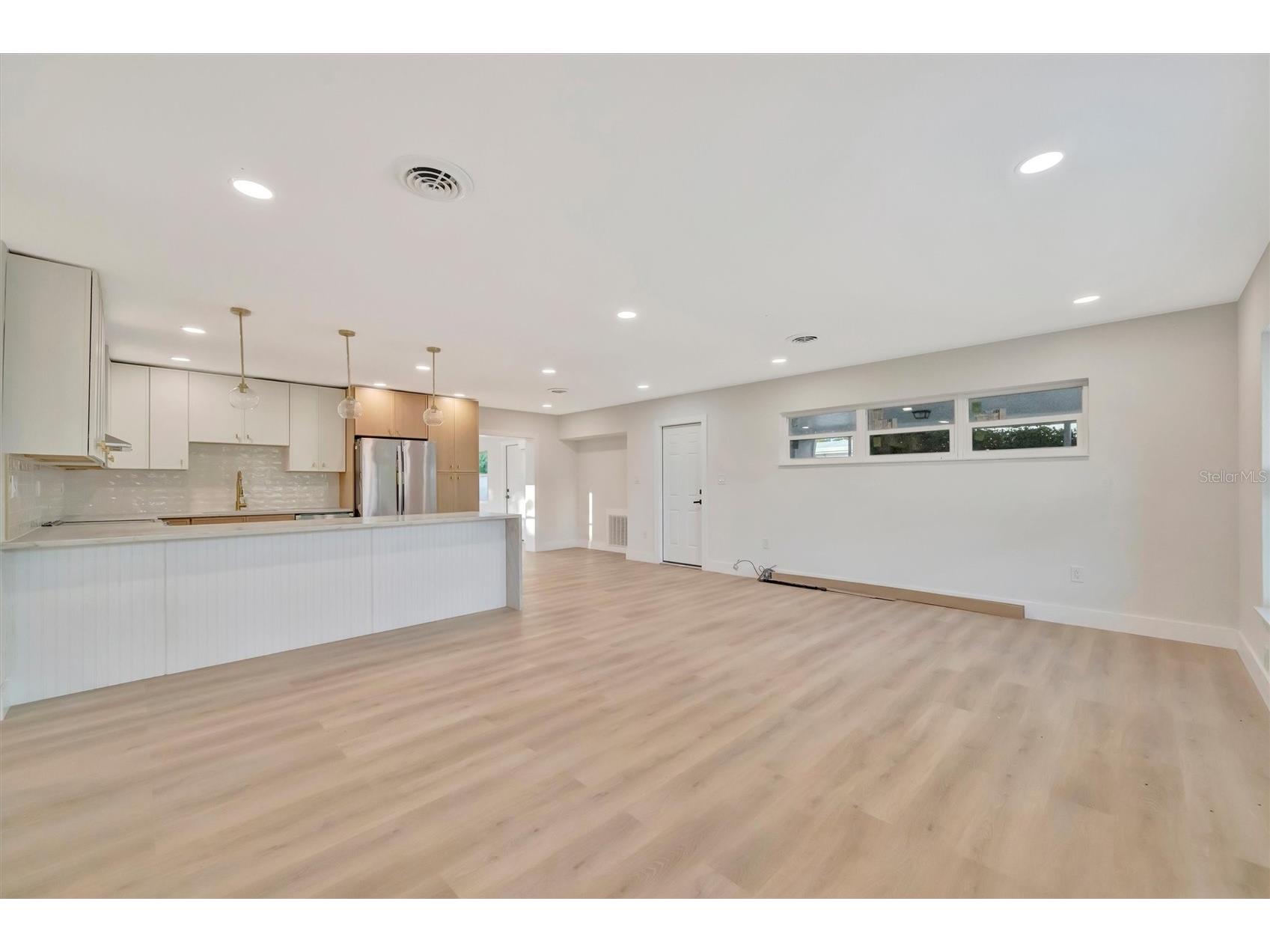 2705 Sunnyside Street Sarasota FL 34239 A4695026 image6