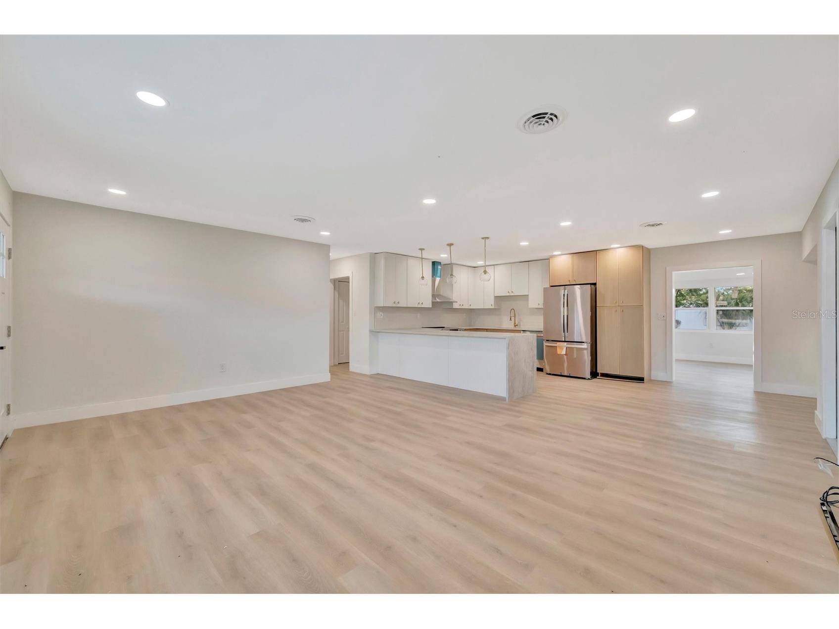 2705 Sunnyside Street Sarasota FL 34239 A4695026 image7