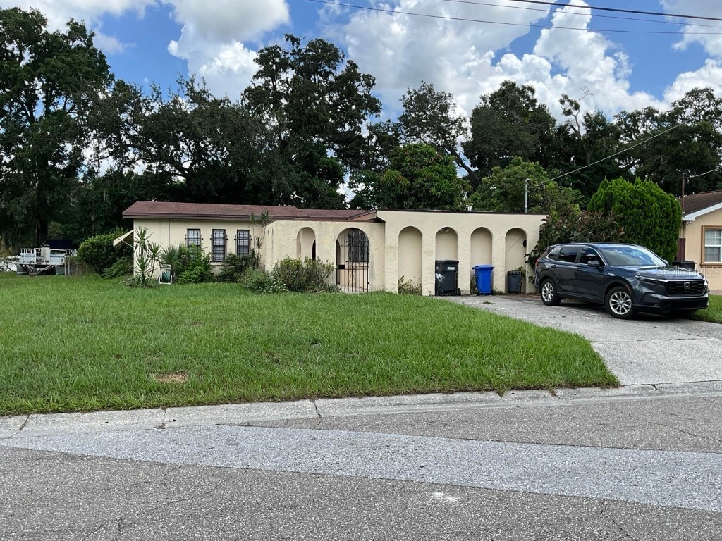 2705 W Hamilton Avenue Tampa FL 33614 TB8306809 image1