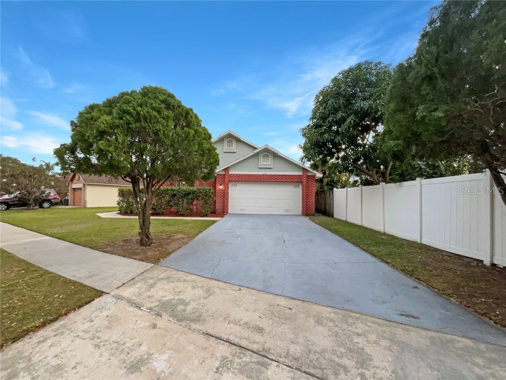 2705 Whisper Lakes Club Circle Orlando FL 32837 O6179061 image1