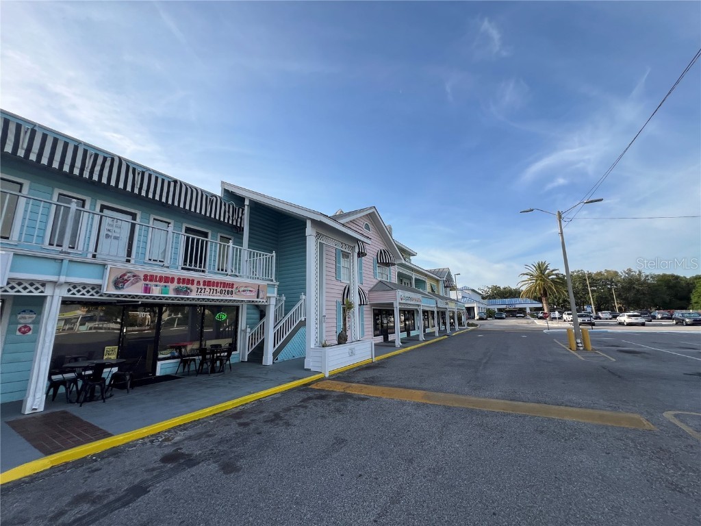 2706 Alt 19 Palm Harbor FL 34683 TB8389235 image4