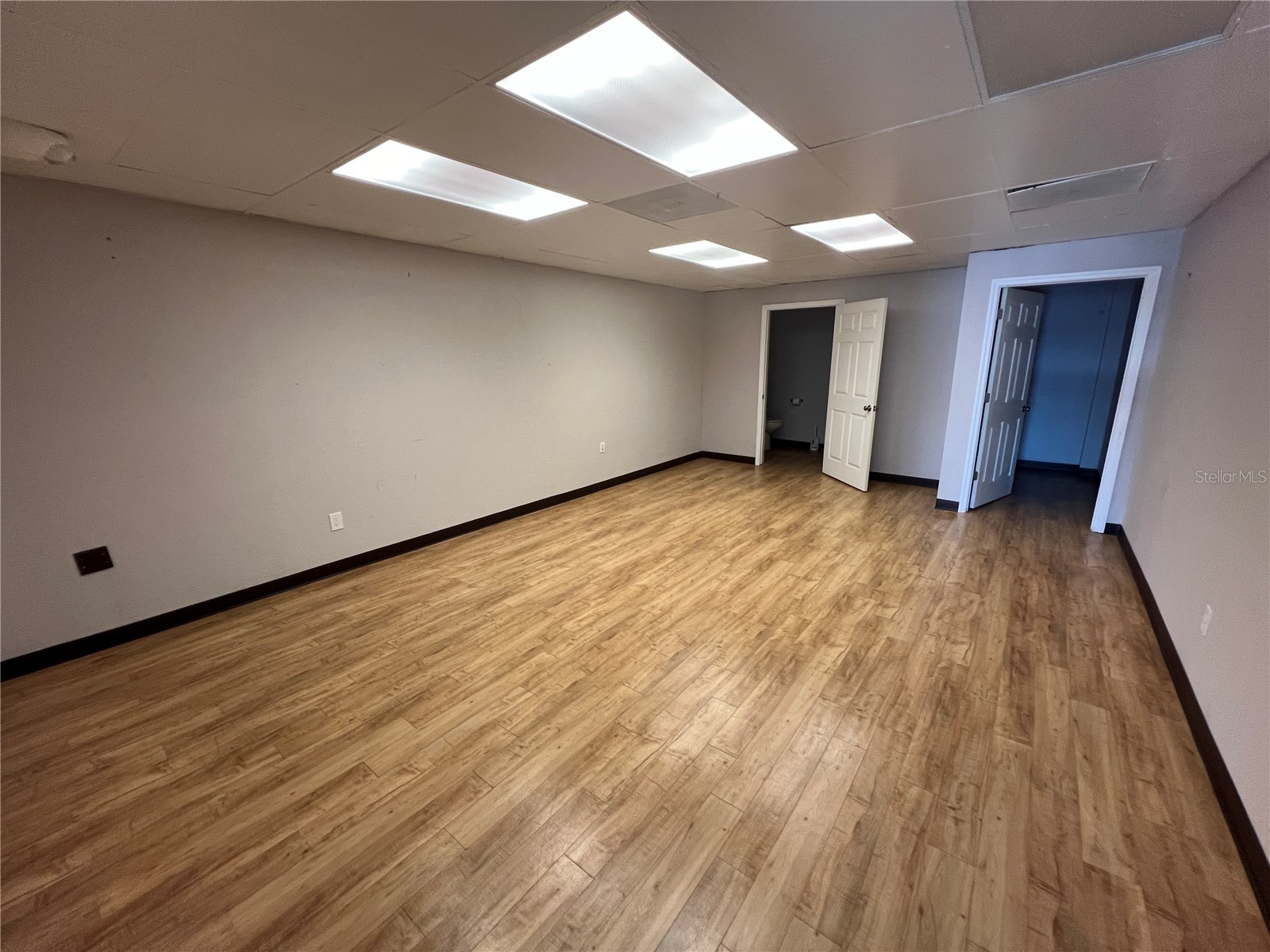 2706 Alt 19 Palm Harbor FL 34683 TB8389235 image51