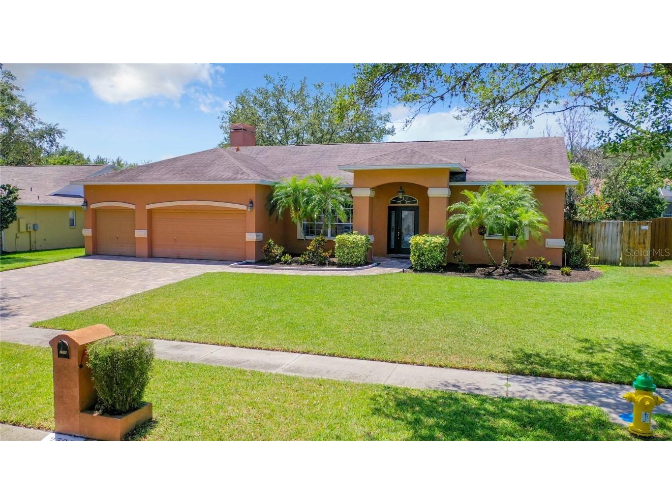 2706 Bent Leaf Drive Valrico FL 33594 T3441149 image1