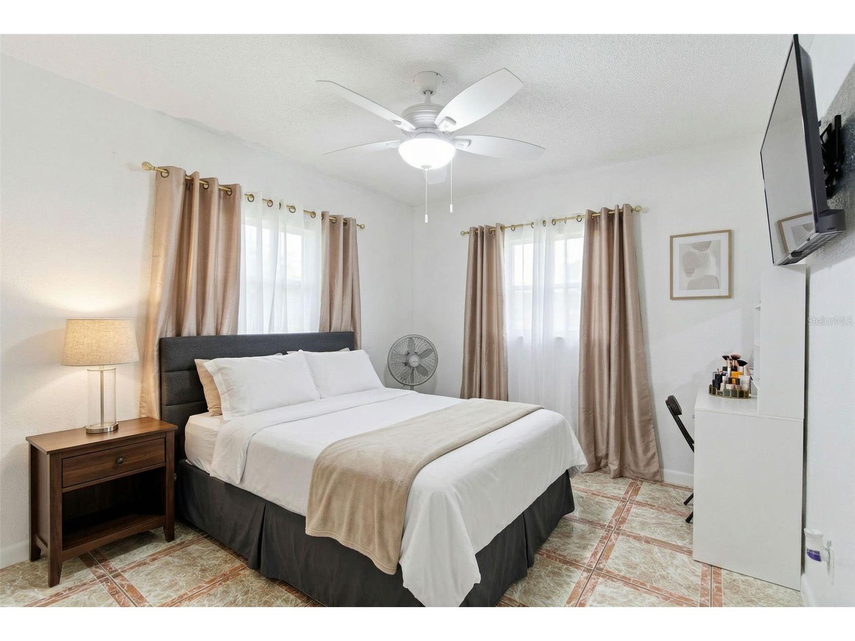 2706 W Powhatan Avenue Tampa FL 33614 TB8483863 image32