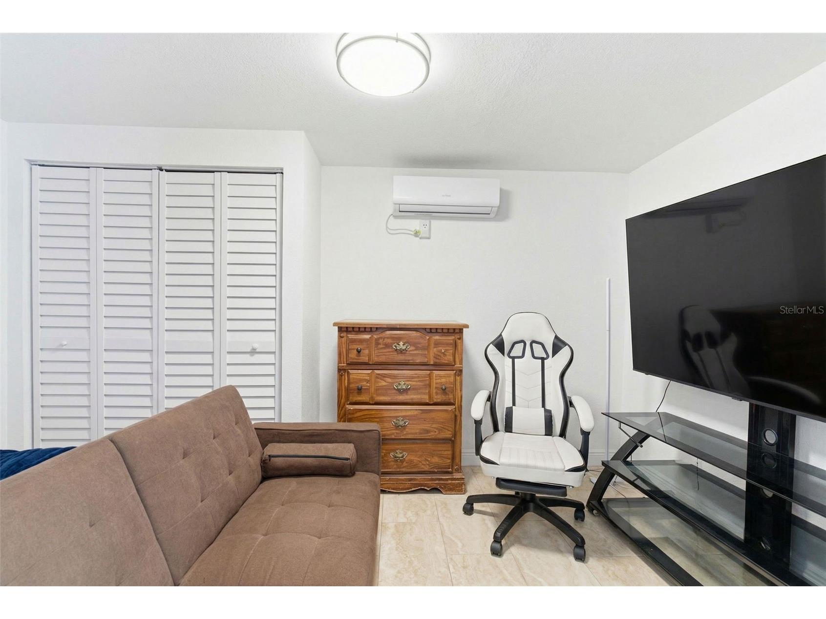 2706 W Powhatan Avenue Tampa FL 33614 TB8483863 image37