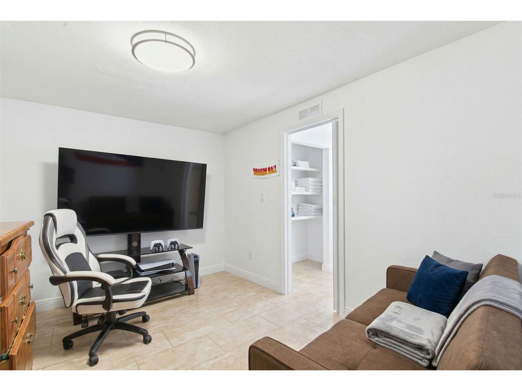 2706 W Powhatan Avenue Tampa FL 33614 TB8483863 image46