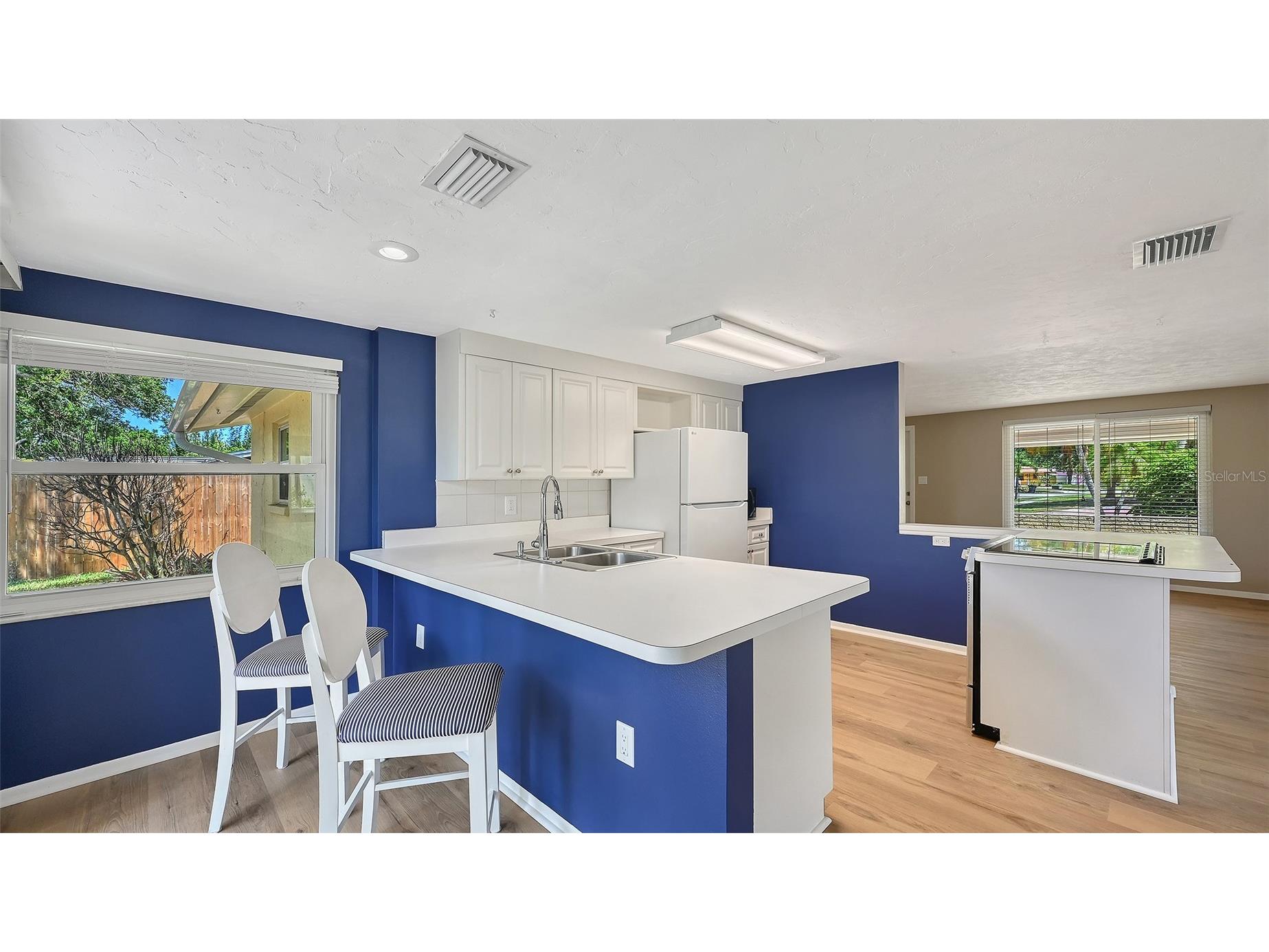 2706 White Sands Drive Sarasota FL 34231 A4694861 image9
