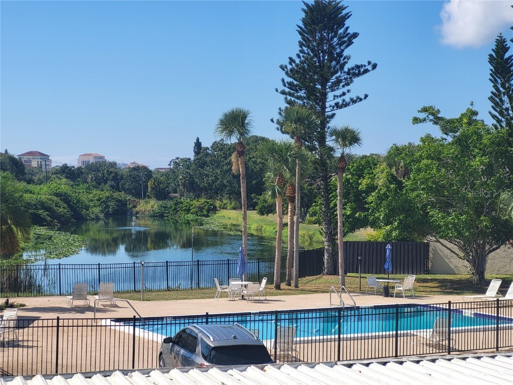 2707 Hidden Lake Boulevard #D Sarasota FL 34237 A4670963 image13